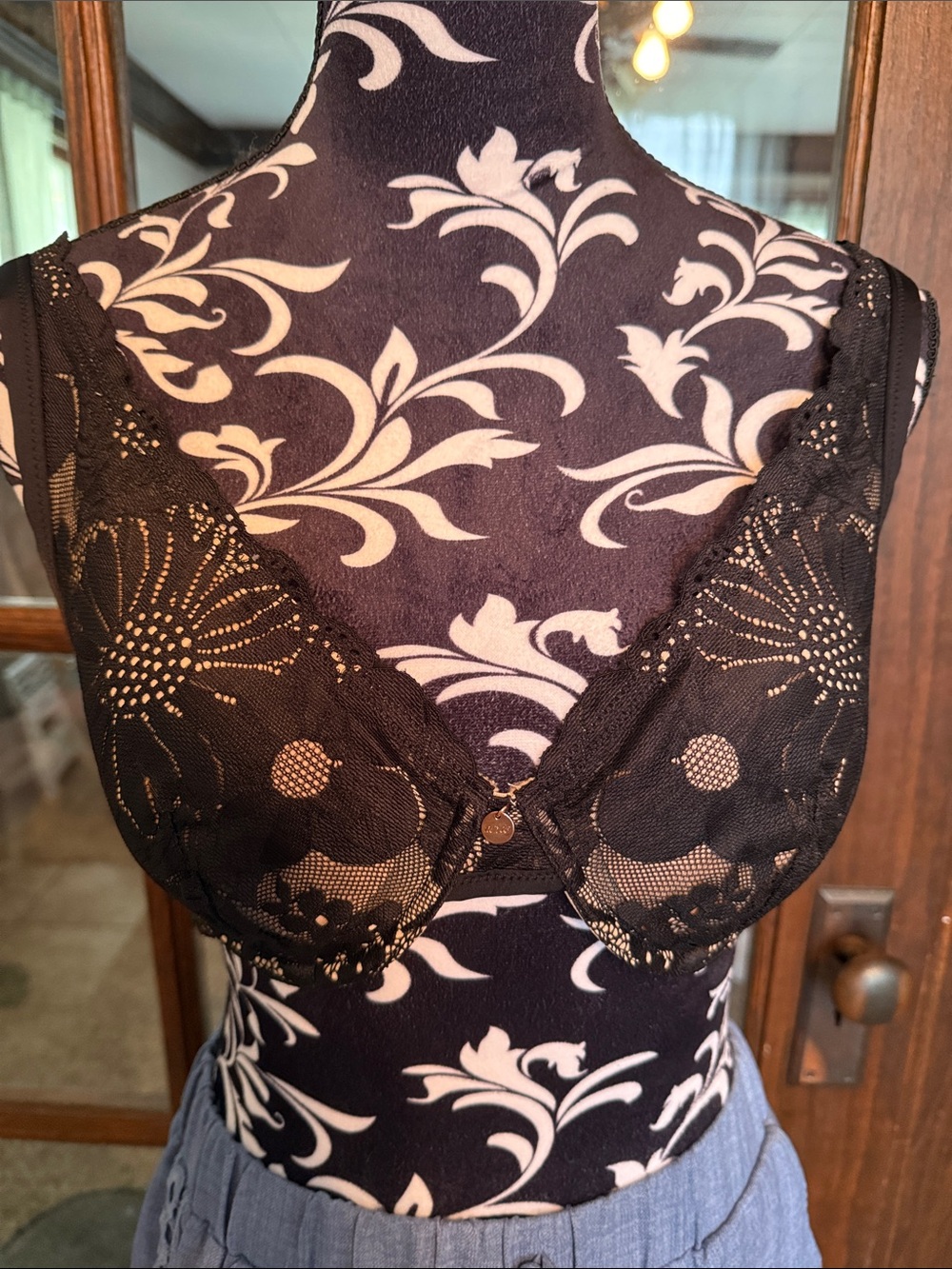 Aerie Black Floral Lace Full Coverage Underwire Bra 36D Rose Gold Hardware